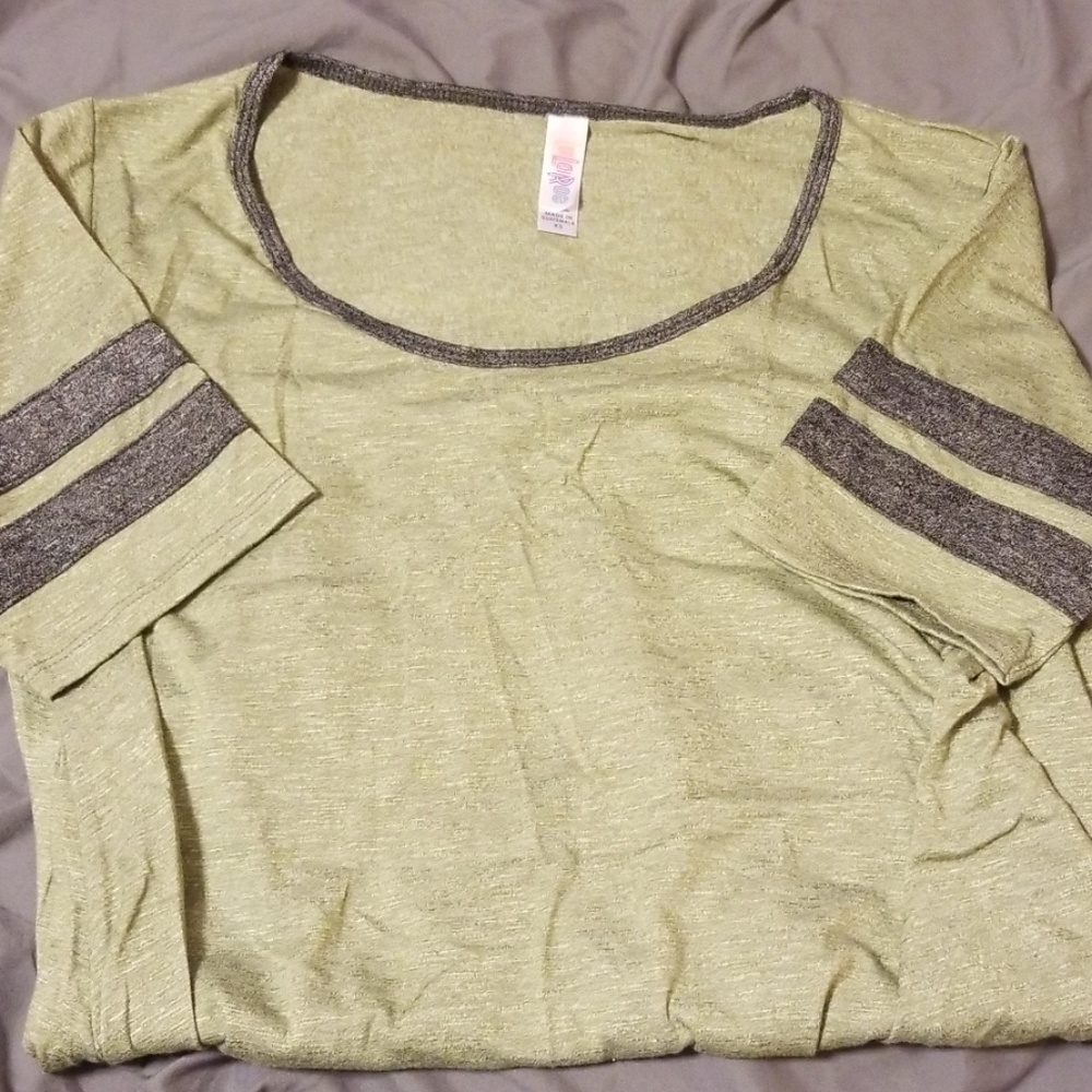 Lularoe perfect tee